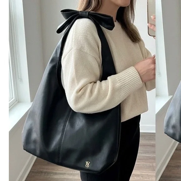 Victoria's Secret NWT Large Bow Hobo Shoulder Bag Black Chic Coquette Vegan - Picture 2 of 6